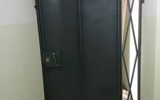 стальная дверь для тамбура, вид внутри